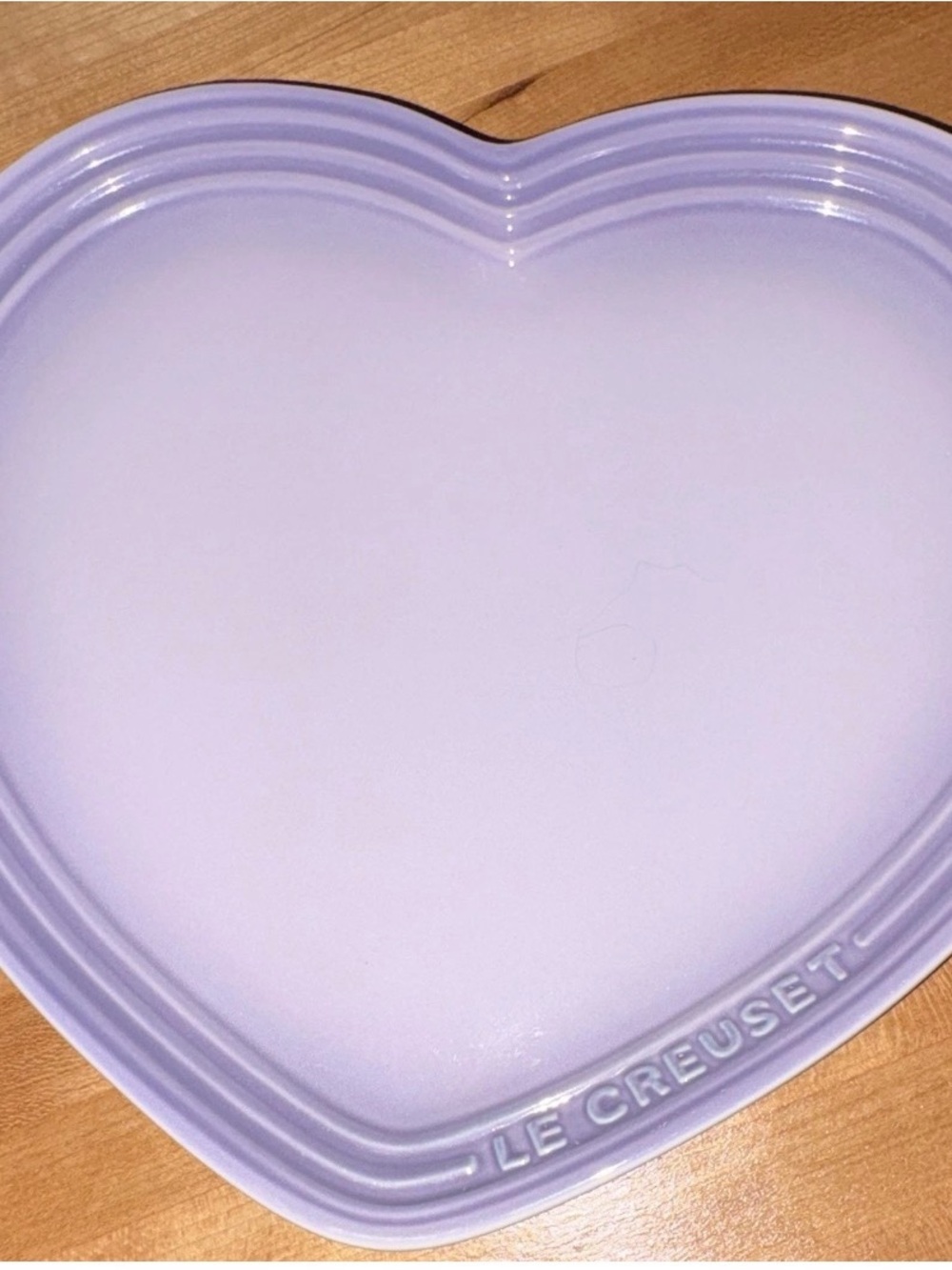 Le Creuset Heart Shaped Stoneware Set (dish&plate) Retired Bluebell Purple - Picture 6 of 14